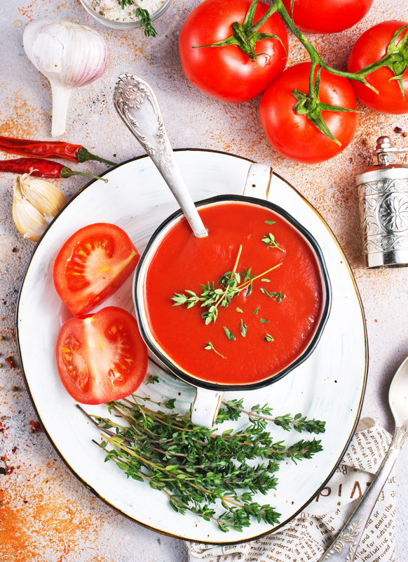Crème de tomates au basilic frais